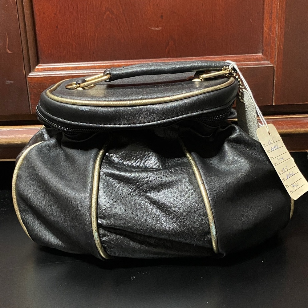 Elegant vintage Black gold trim Leather bucket Bag